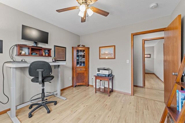 70 Me Me Lane, Reedsburg, WI 53959