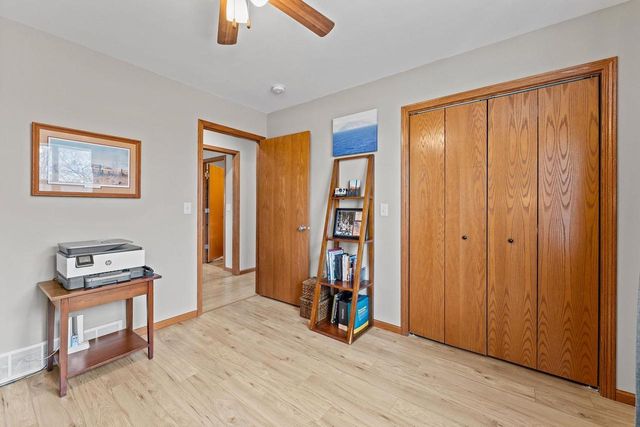 70 Me Me Lane, Reedsburg, WI 53959