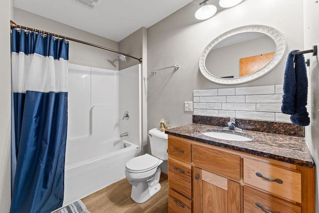 70 Me Me Lane, Reedsburg, WI 53959