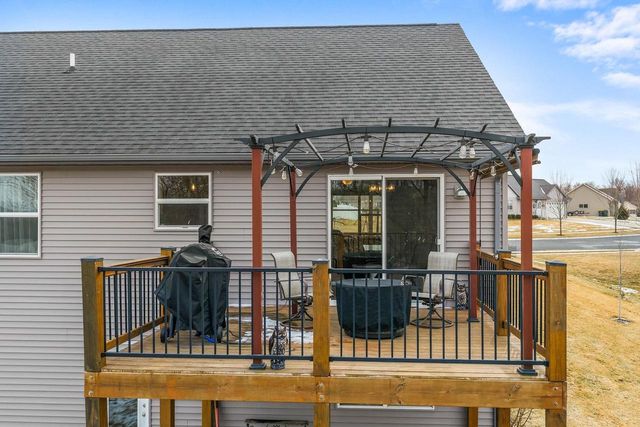 70 Me Me Lane, Reedsburg, WI 53959