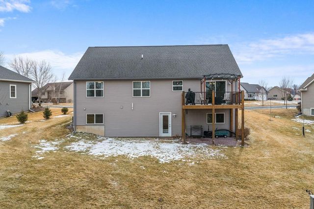 70 Me Me Lane, Reedsburg, WI 53959