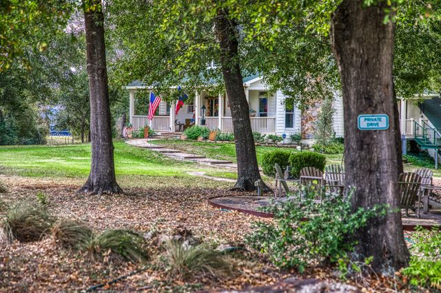 533 Bybee Road, Round Top, TX 78954