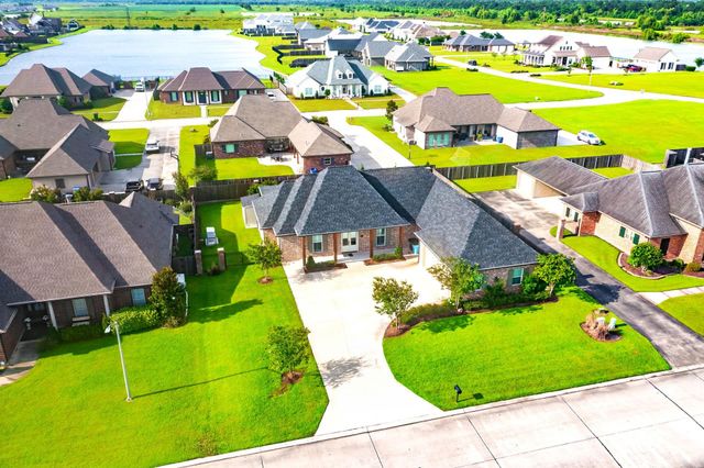 449 Glenwild Dr, Thibodaux, LA 70301