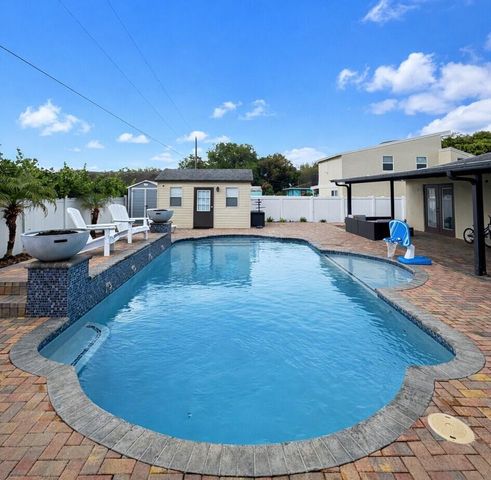 4789 Dolphin Drive, Lake Worth, FL 33463