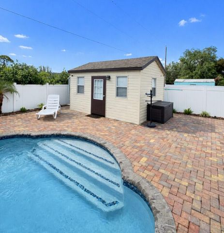 4789 Dolphin Drive, Lake Worth, FL 33463