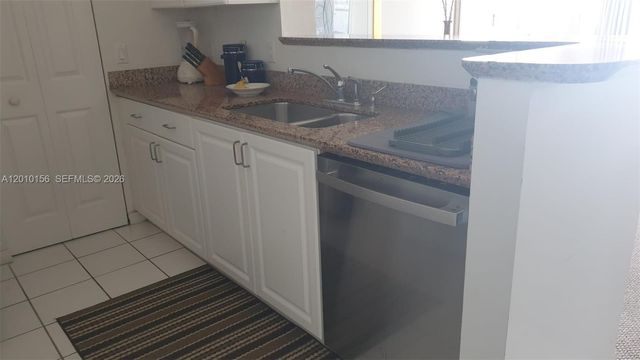 1155 Brickell Bay Dr 3007, Miami, FL 33131