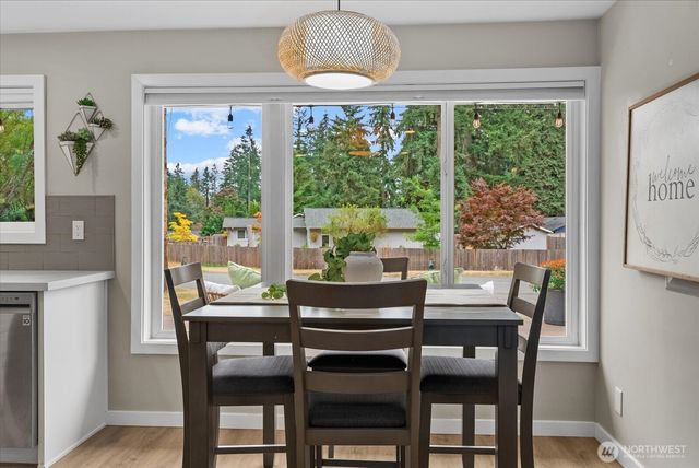 23007 63rd Avenue W, Mountlake Terrace, WA 98043