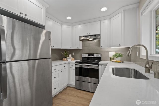 23007 63rd Avenue W, Mountlake Terrace, WA 98043