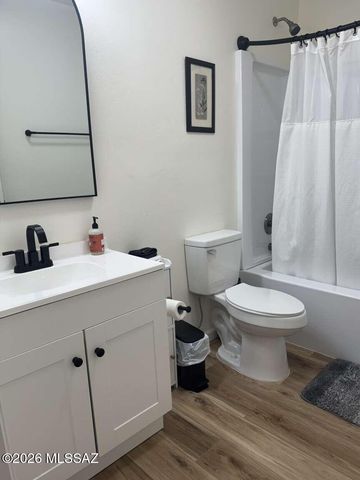 2846 N Castro Avenue, Tucson, AZ 85705