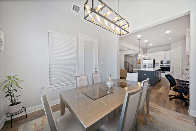 2812 Creswick Drive, Mansfield, TX 76084