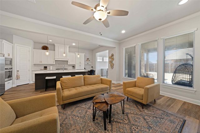 2812 Creswick Drive, Mansfield, TX 76084