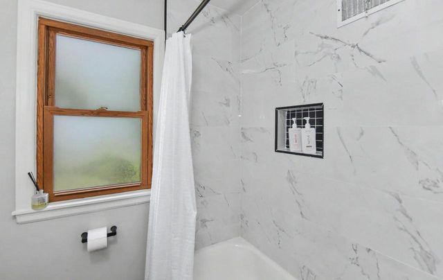 4113 S Austin STREET, Milwaukee, WI 53207