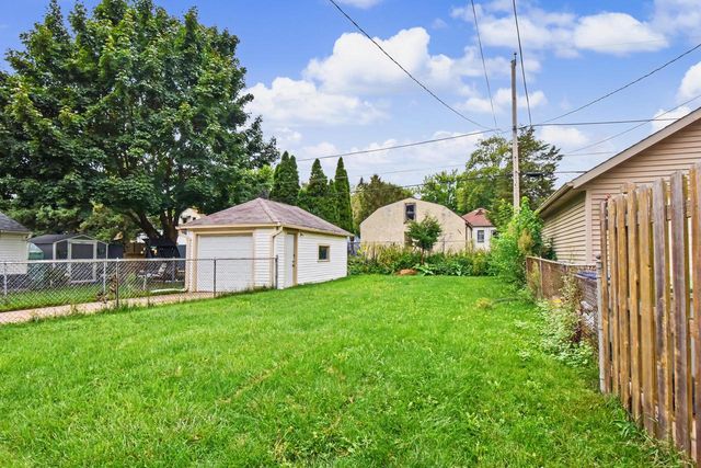 4113 S Austin STREET, Milwaukee, WI 53207