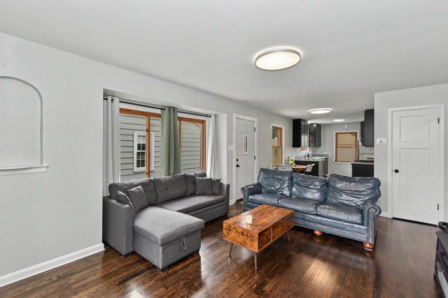 4113 S Austin STREET, Milwaukee, WI 53207