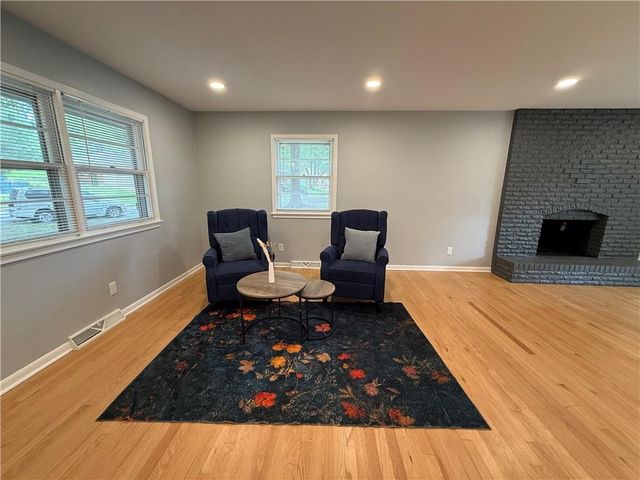 6100 Englewood Avenue, Raytown, MO 64133