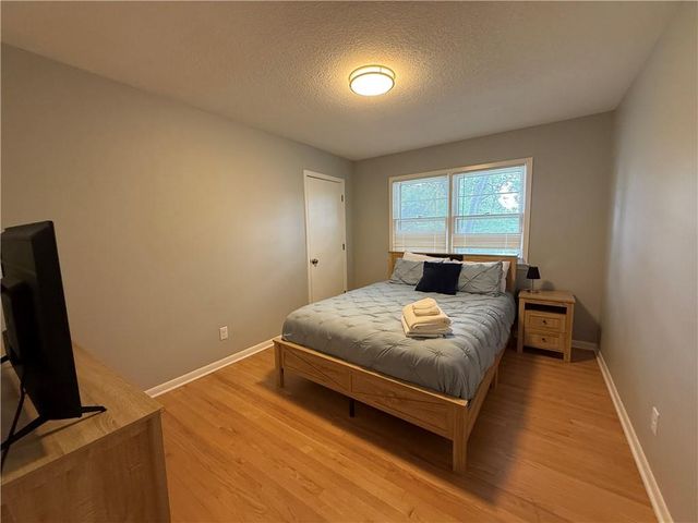 6100 Englewood Avenue, Raytown, MO 64133