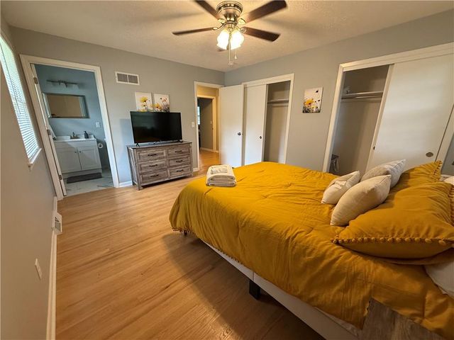 6100 Englewood Avenue, Raytown, MO 64133