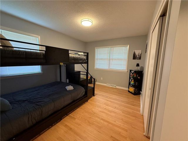 6100 Englewood Avenue, Raytown, MO 64133
