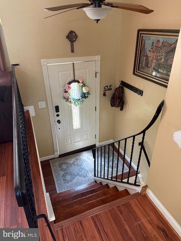 3 LAUFFER LN, Sewell, NJ 08080