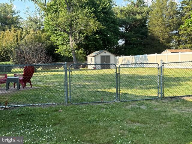 3 LAUFFER LN, Sewell, NJ 08080