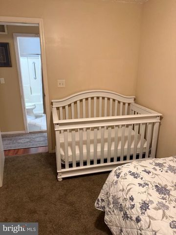 3 LAUFFER LN, Sewell, NJ 08080