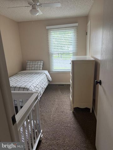 3 LAUFFER LN, Sewell, NJ 08080