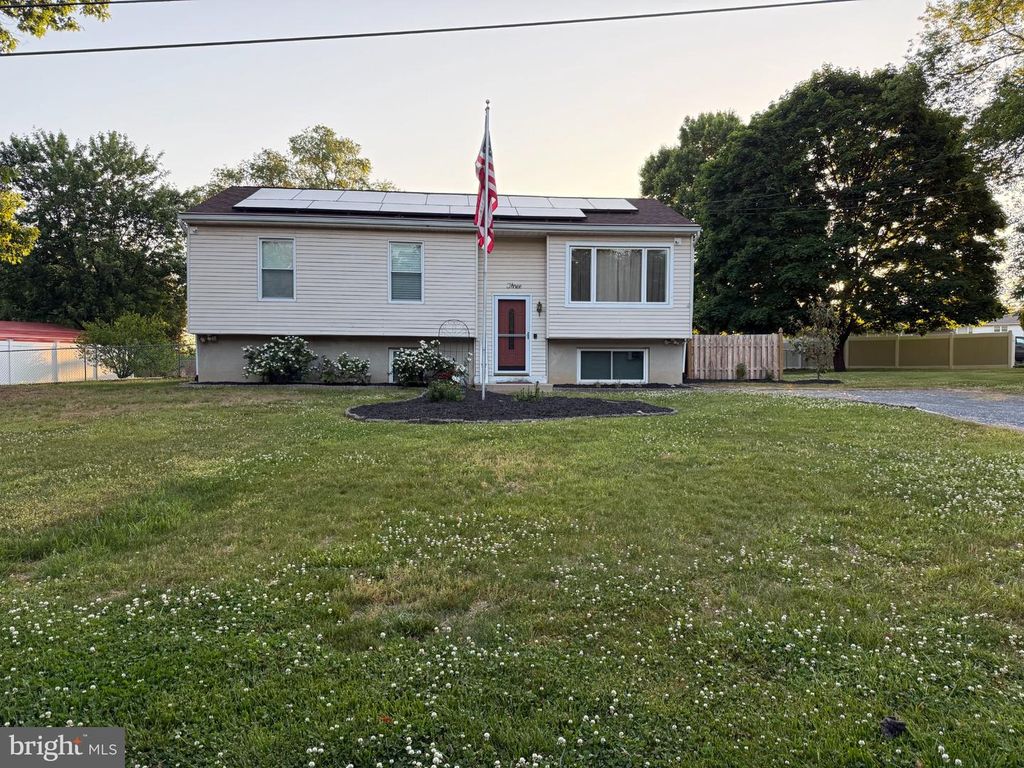 3 LAUFFER LN, Sewell, NJ 08080