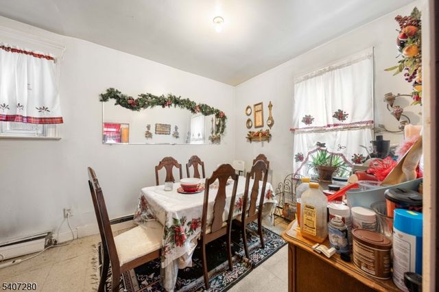 85 Arlington Ave, Jersey City, NJ 07305