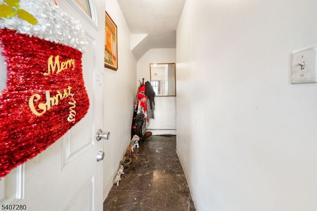 85 Arlington Ave, Jersey City, NJ 07305