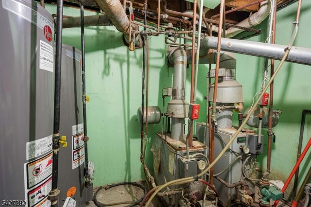 85 Arlington Ave, Jersey City, NJ 07305