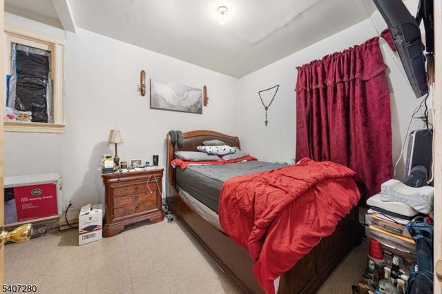 85 Arlington Ave, Jersey City, NJ 07305