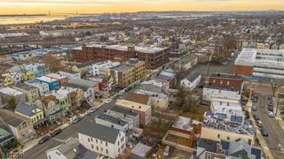 85 Arlington Ave, Jersey City, NJ 07305