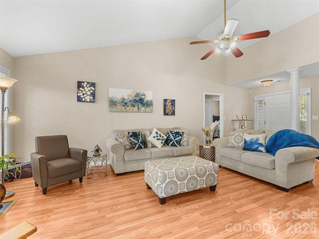 171 Rolling Meadow Road, Fletcher, NC 28732