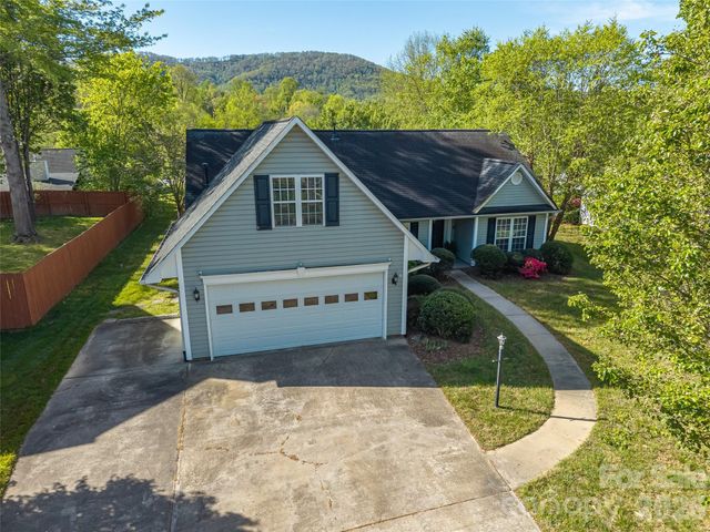 171 Rolling Meadow Road, Fletcher, NC 28732