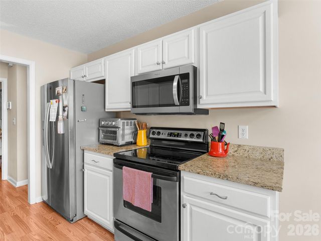 171 Rolling Meadow Road, Fletcher, NC 28732