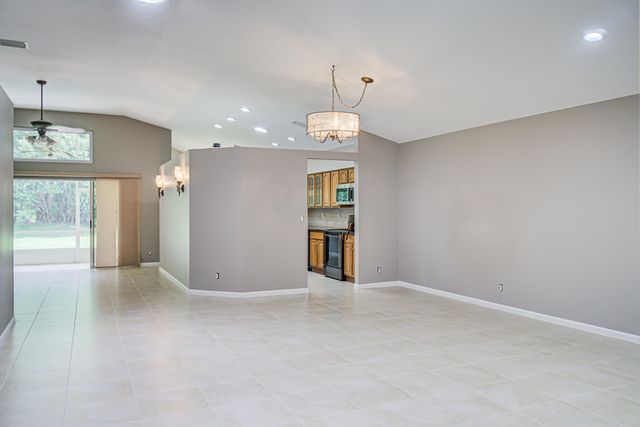 7774 Stirling Bridge Boulevard S, Delray Beach, FL 33446