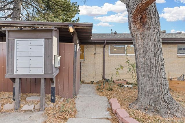 6534 W 14th Avenue, Lakewood, CO 80214