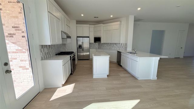 31111 Riley Heights Drive, Fulshear, TX 77441