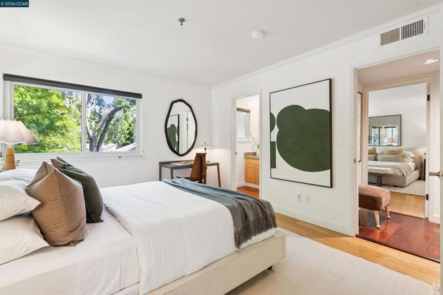 2530 Oak Rd 201, Walnut Creek, CA 94597