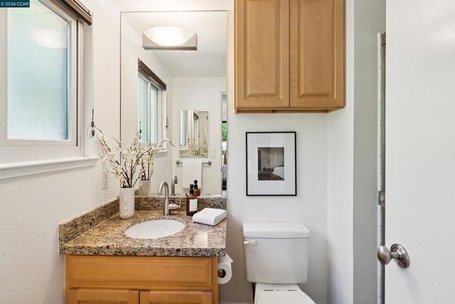2530 Oak Rd 201, Walnut Creek, CA 94597