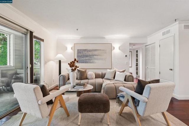 2530 Oak Rd 201, Walnut Creek, CA 94597
