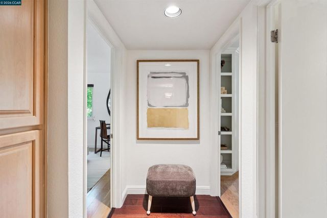 2530 Oak Rd 201, Walnut Creek, CA 94597