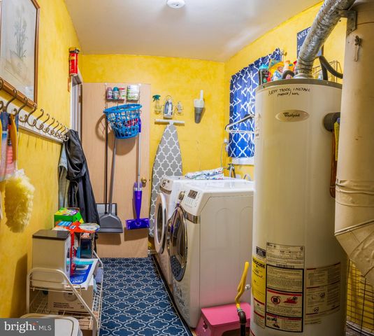 19 PRITCHARD LN, Sicklerville, NJ 08081