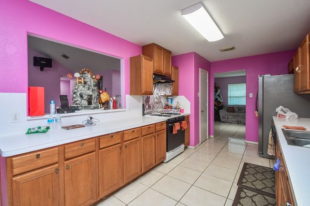 7926 Westington Lane, Houston, TX 77040