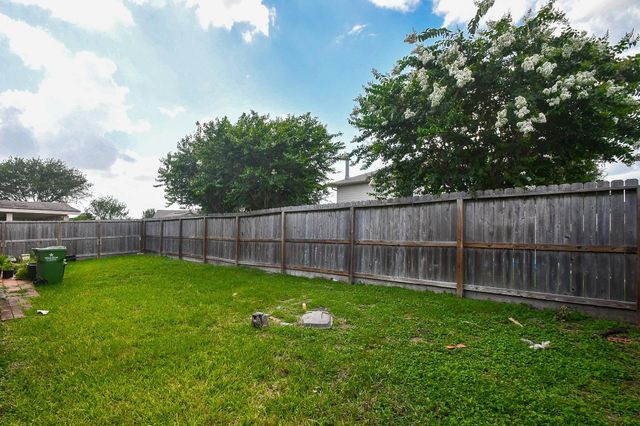 7926 Westington Lane, Houston, TX 77040