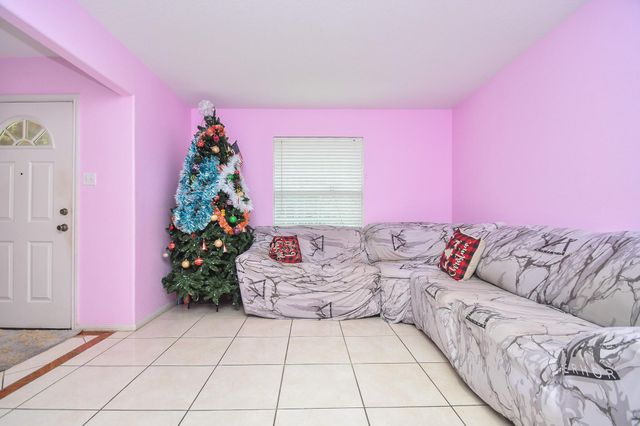 7926 Westington Lane, Houston, TX 77040