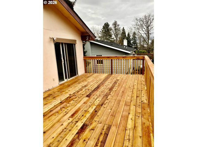 2765 ALMADEN St, Eugene, OR 97405