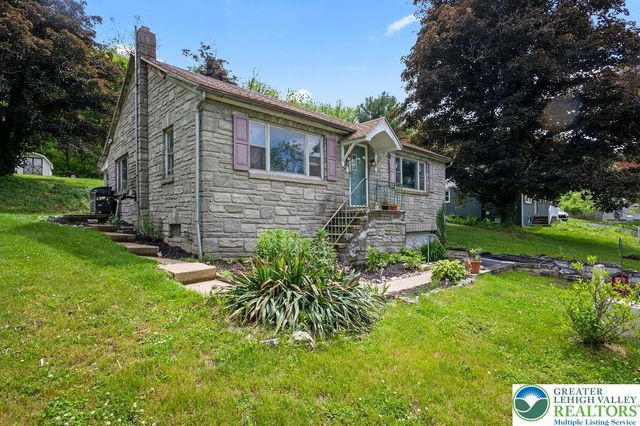 1644 Moselem Springs, Richmond Twp, PA 19526