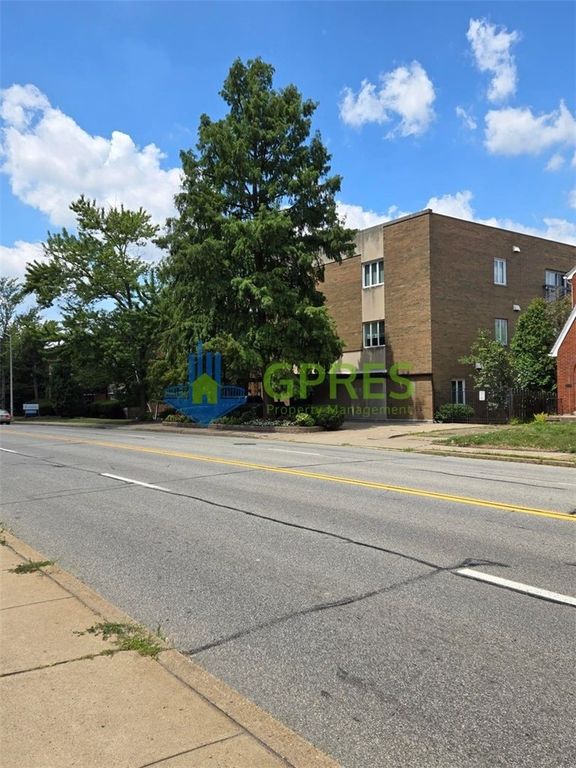 5425 5th Ave 105, Shadyside, PA 15232
