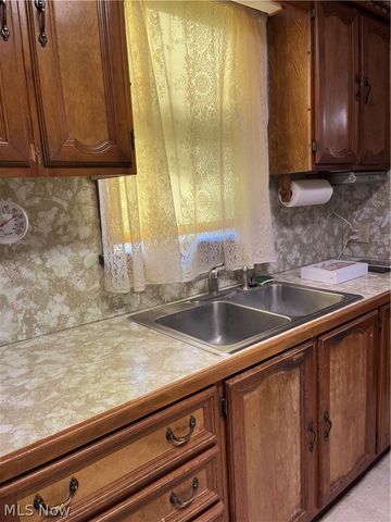 1537 20th Street NW, Canton, OH 44709